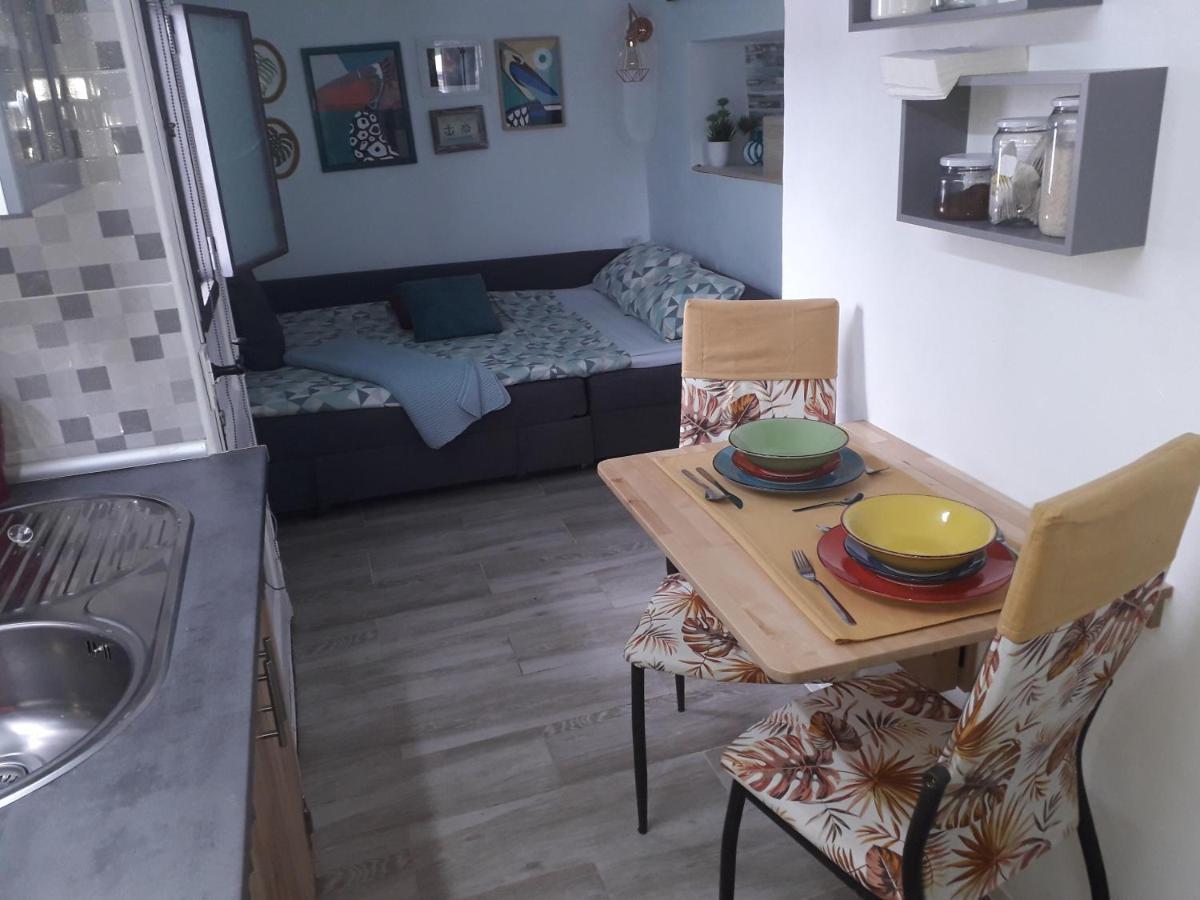 La Jaca Apartamento Trini מראה חיצוני תמונה